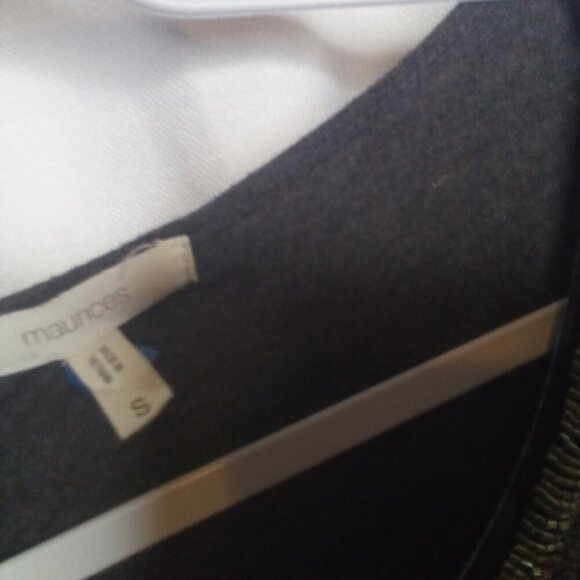 Maurices Blouse Women S Long Sleeve Beading Floral Blue Gray - Picture 7 of 15